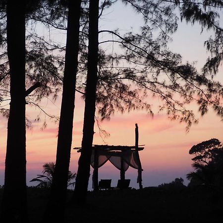 The Moken Eco Village Ko Phra Thong Buitenkant foto