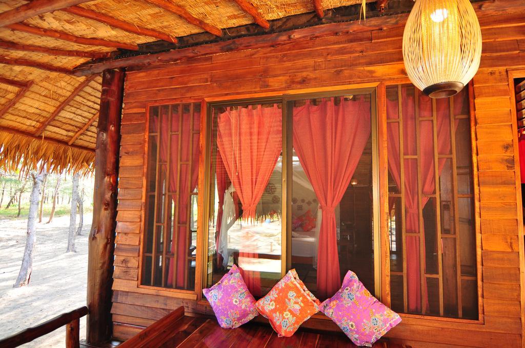 The Moken Eco Village Ko Phra Thong Buitenkant foto