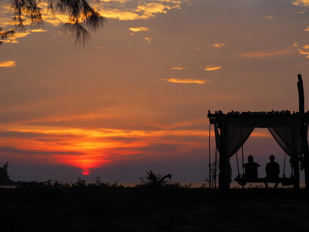 The Moken Eco Village Ko Phra Thong Buitenkant foto