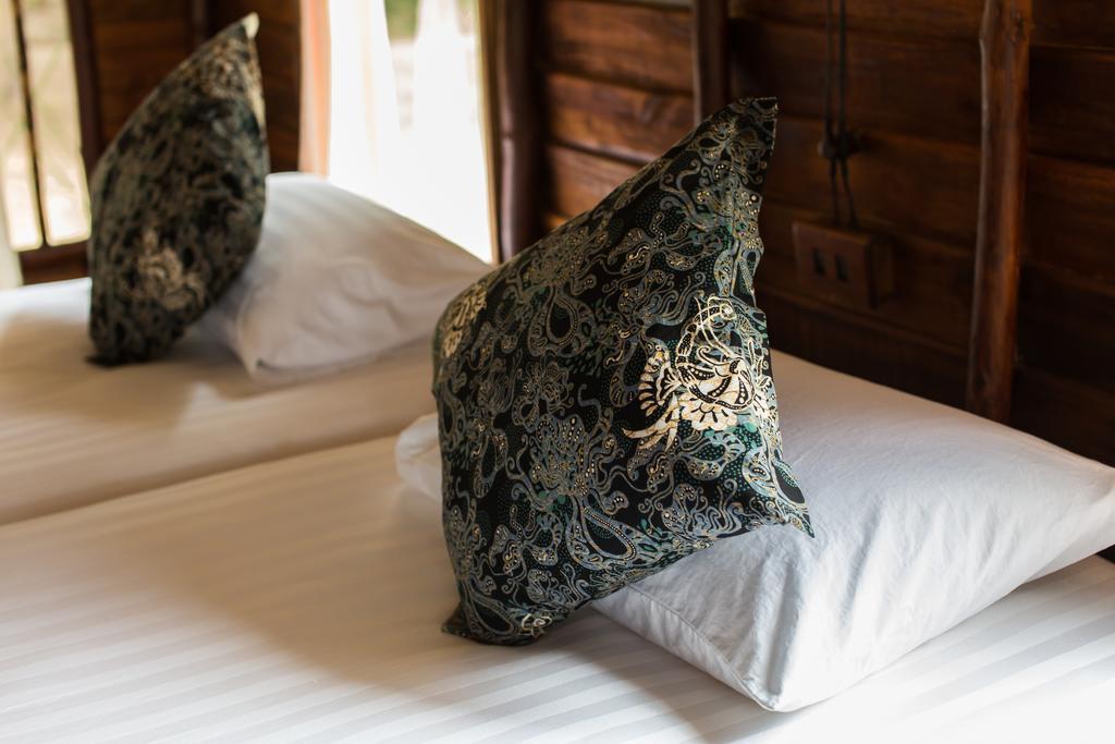 The Moken Eco Village Ko Phra Thong Buitenkant foto