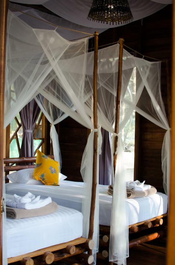 The Moken Eco Village Ko Phra Thong Buitenkant foto
